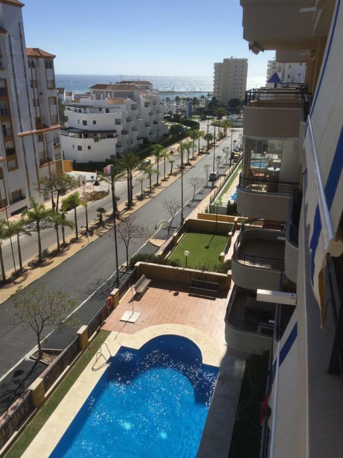 Апартаменты Bellavista Del Mar Эстепона Экстерьер фото